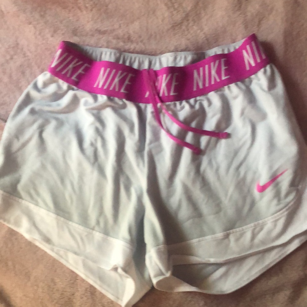 Brand new without tags soft Nike drawstring shorts PO